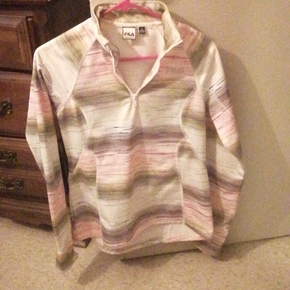 Fila sports - Picture 1 of 2